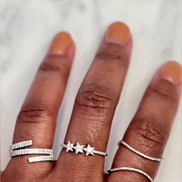 18K VS Diamond Finger Cuff - Toe Ring - Spiral Wrap Vine Crossover - White Gold - Picture 8 of 11